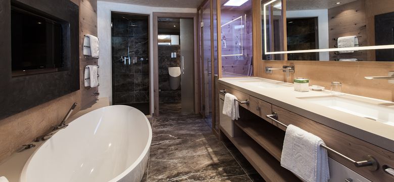 STOCK resort: Alpine Lodge II image #3