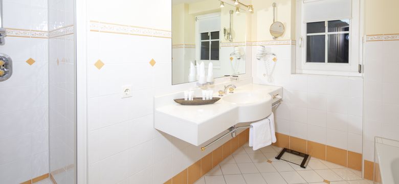 Suite Schwalbennest I / STOCK resort / 5 Sterne Wellnesshotel / Zillertal / Tirol / Österreich