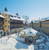 Snow Crystal Holidays