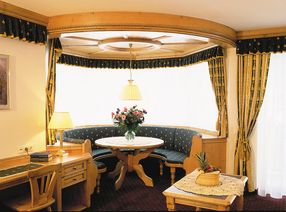 Alpina - Tower Suite Deluxe in the "Wellnessschlössl,"65m²