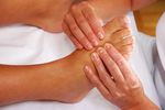Vital-Kombi-Massage mit Moorpackung - Eine wohltuende und entspannende Anwendung