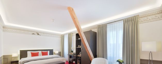 Superior Triple Room with Town View