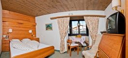 Double room without balcony "Enzian"