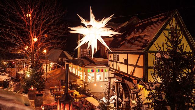 3 day package with the large winter village package