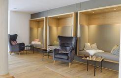 Biohotel Mohren: Wohnzimmer mit Kuschelecken - Biohotel Mohren , Deggenhausertal-Limpach, Bodensee Hinterland, Baden-Württemberg, Deutschland