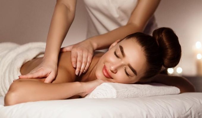 HONIGMASSAGE
