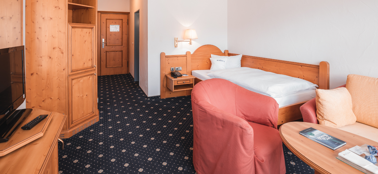 Schüle's Gesundheitsresort & Spa: Lavendel mit Balkon (33 m²) image #1