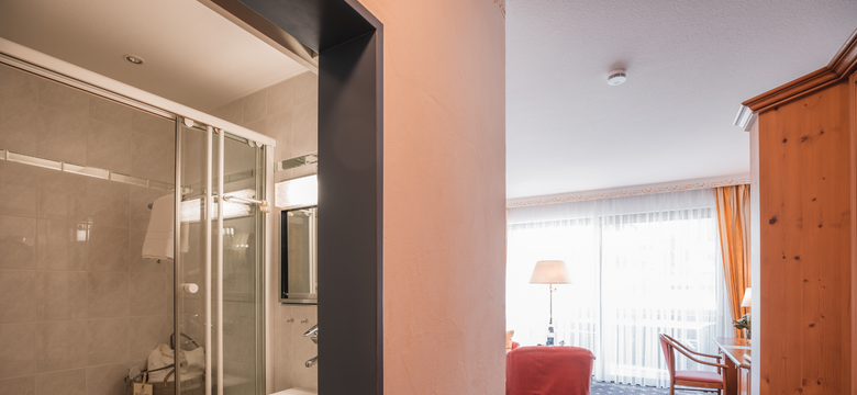 Schüle's Gesundheitsresort & Spa: Lavendel mit Balkon (33 m²) image #4