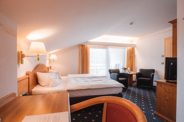 Berberitze mit Südbalkon (28 m²)