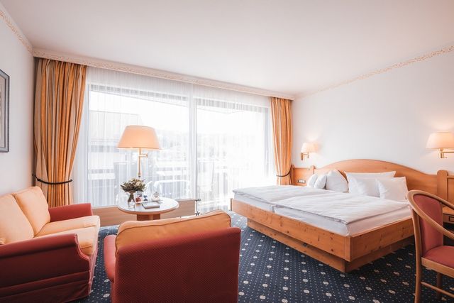 Wacholder mit Balkon und seitlichem Bergblick (42 m²)