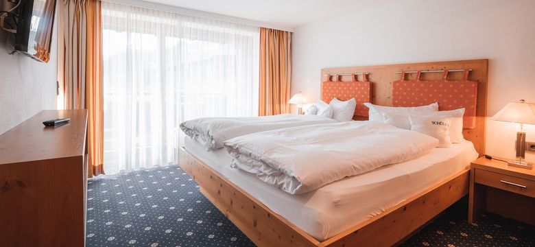 Schüle's Gesundheitsresort & Spa: Enzian mit großem Südbalkon und Panoramablick (70 m²) image #1