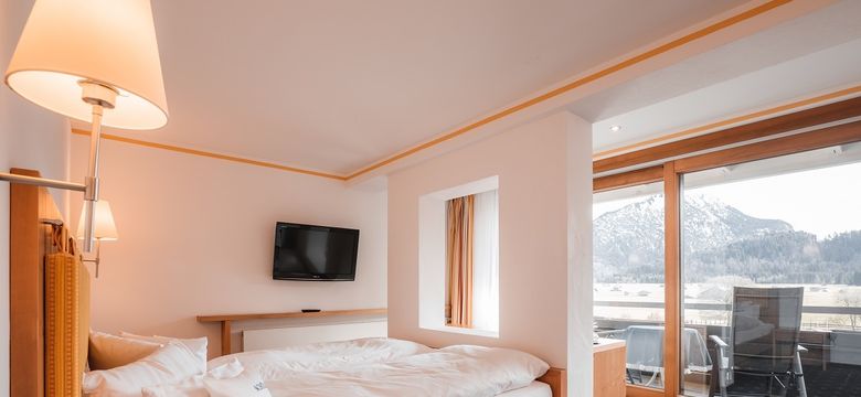 Schüle's Gesundheitsresort & Spa: Himbeere mit Südbalkon (38 m²) image #3