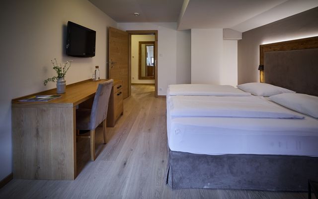 Dopplezimmer Schatzkammer Sonnhof by Vitus Winkler