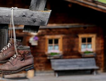 Top Angebot: Buchinger Fastenwandern & Dunkelfeld mit Judith Schäffer & Anne Büsing - Berghüs Schratt