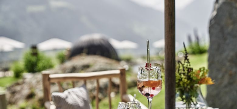 DAS.GOLDBERG: Alpine Spring Edition