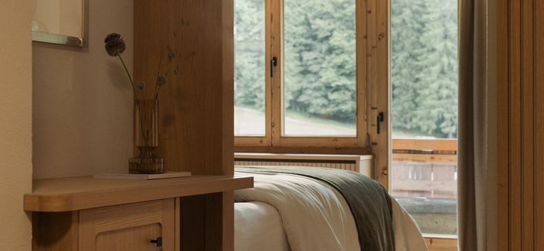 Berghotel Schlossanger Alp: LANDHAUSzimmer image #4