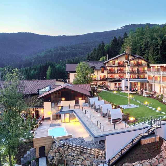 ...das kleine Paradies am Berg! Wellnesshotel Riedlberg  in Drachselsried, Bayern, Bayern, Deutschland