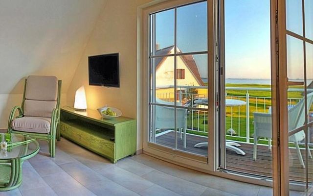 Schlafzimmer mit TV Gerät