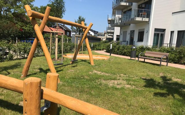 kleiner Spielplatz auf dem Gelände