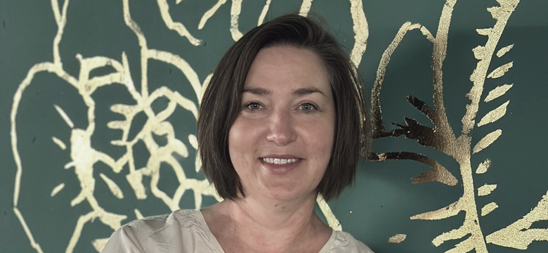 die HOCHKÖNIGIN Mountain Resort: Collagenkunst in Maria Alm – Kreativität pur inmitten der Natur mit Susanne Barklage