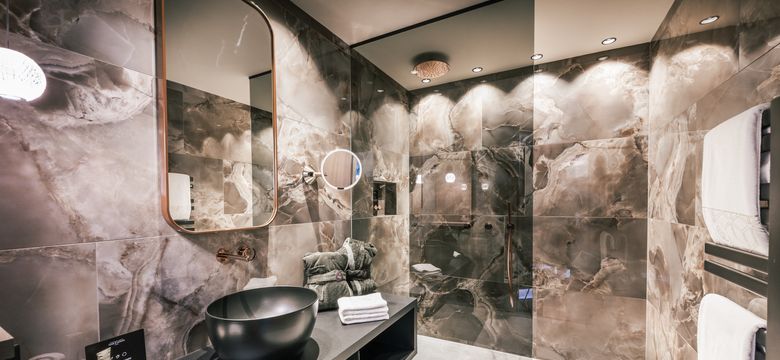 Quellenhof See Lodge: Rooftop-Villa image #4