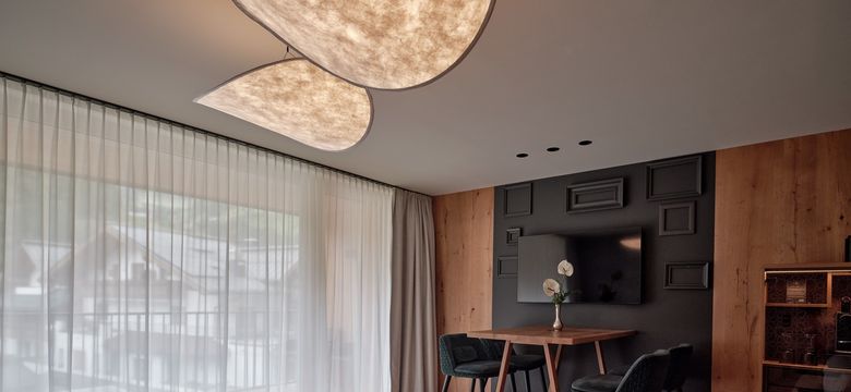 DAS EDELWEISS Salzburg Mountain Resort: Junior Suite Premium image #2