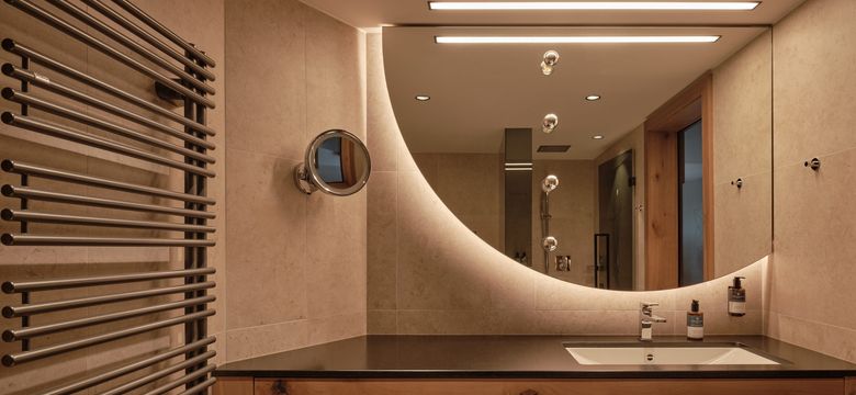 DAS EDELWEISS Salzburg Mountain Resort: Doppelzimmer Superior image #2