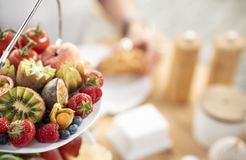 Biohotel Chez Douverne Frühstück - Hästens Boutique Biohotel – chez Douverne, Sommerach, Fränkisches Weinland, Bayern, Deutschland